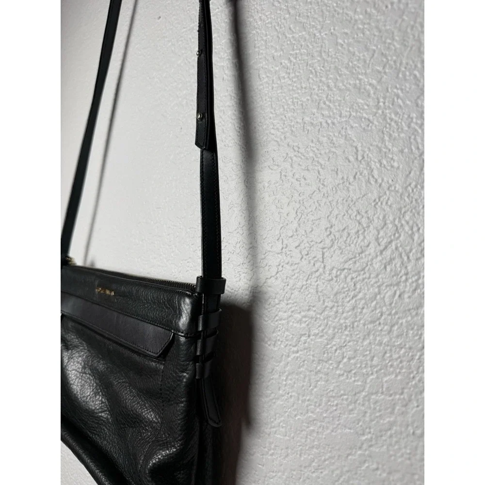 Cole Haan Black Pebbled Leather Crossbody Bag Zip Top Adjustable Strap Purse